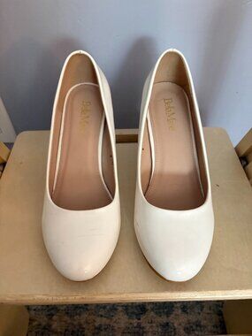 White Beachy Wedges